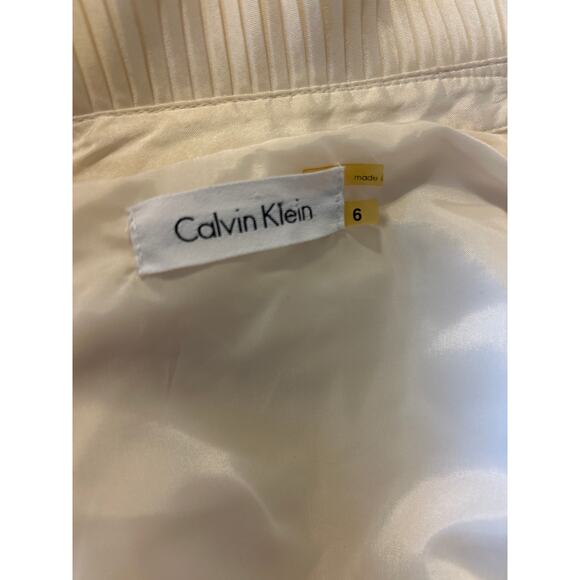 Cavin Klein | Cream/Black Ruffle Collared Fit & Flare Dress | 6 - Picture 10 of 10